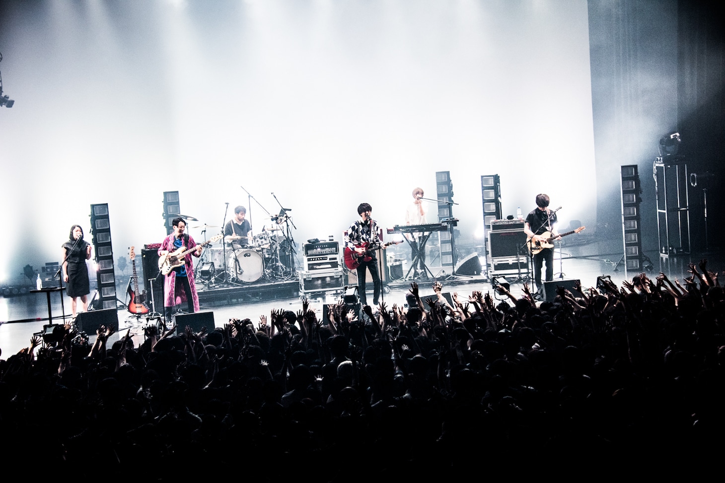 indigo la End「Play Back End Roll」東京・EX THEATER ROPPONGI公演の様子。（撮影：浜野カズシ）