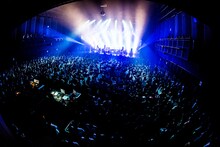 indigo la End「Play Back End Roll」東京・EX THEATER ROPPONGI公演の様子。（撮影：浜野カズシ）