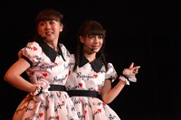 清美咲（左）と清優華（右）。