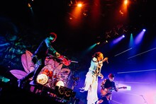 MUCC「MUCC 20TH-21ST ANNIVERSARY 飛翔への脈拍 ～そして伝説へ～ 第II章 06-17 極志球業シ終T」の様子。（撮影：西槇太一）
