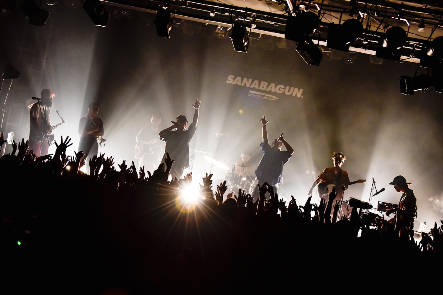 「THUG TOUR  powered by BEAMS T」東京・LIQUIDROOM公演の様子。（撮影：小見山峻）