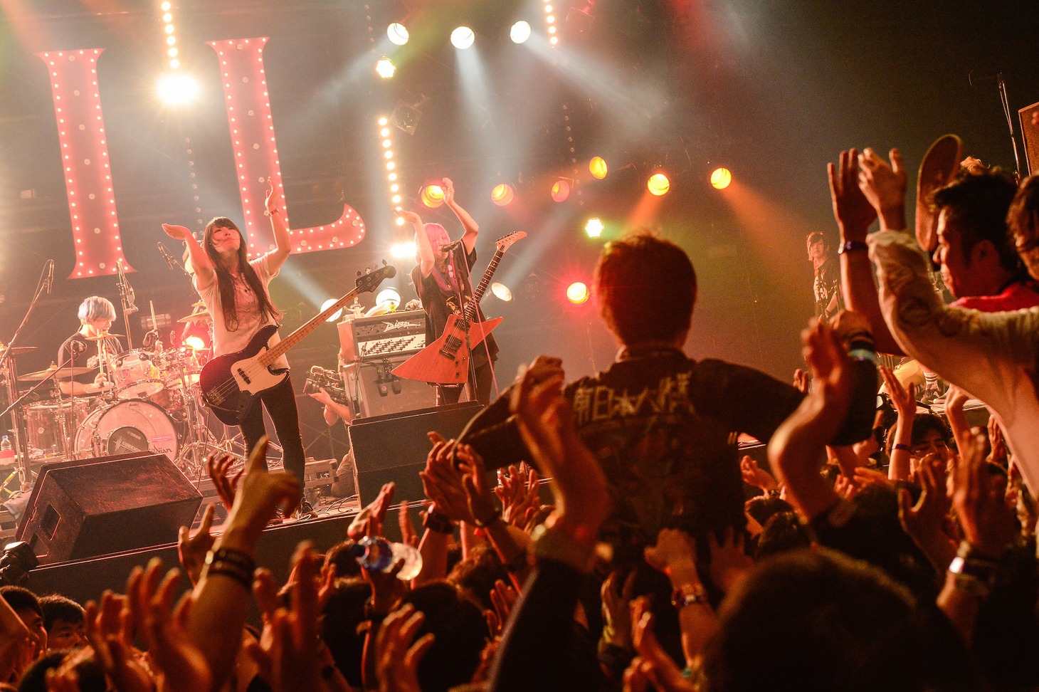 Dizzy Sunfist（撮影：岸田哲平）