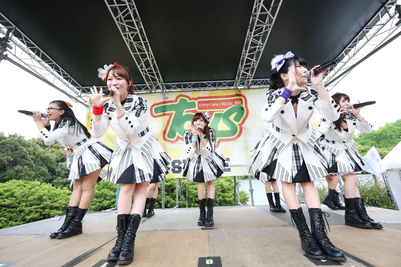 OS☆U（撮影：笹森健一）