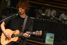 ReNが出演した「KIRIN BEER "Good Luck" LIVE」の様子。（写真提供：TOKYO FM）