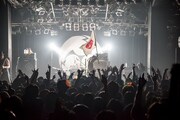 RIZE「RIZE TOUR 2017 "RIZE IS BACK" 春季爆雷」神奈川・Yokohama Bay Hall公演の様子。（Photo by Mizuguchi Masahiro）