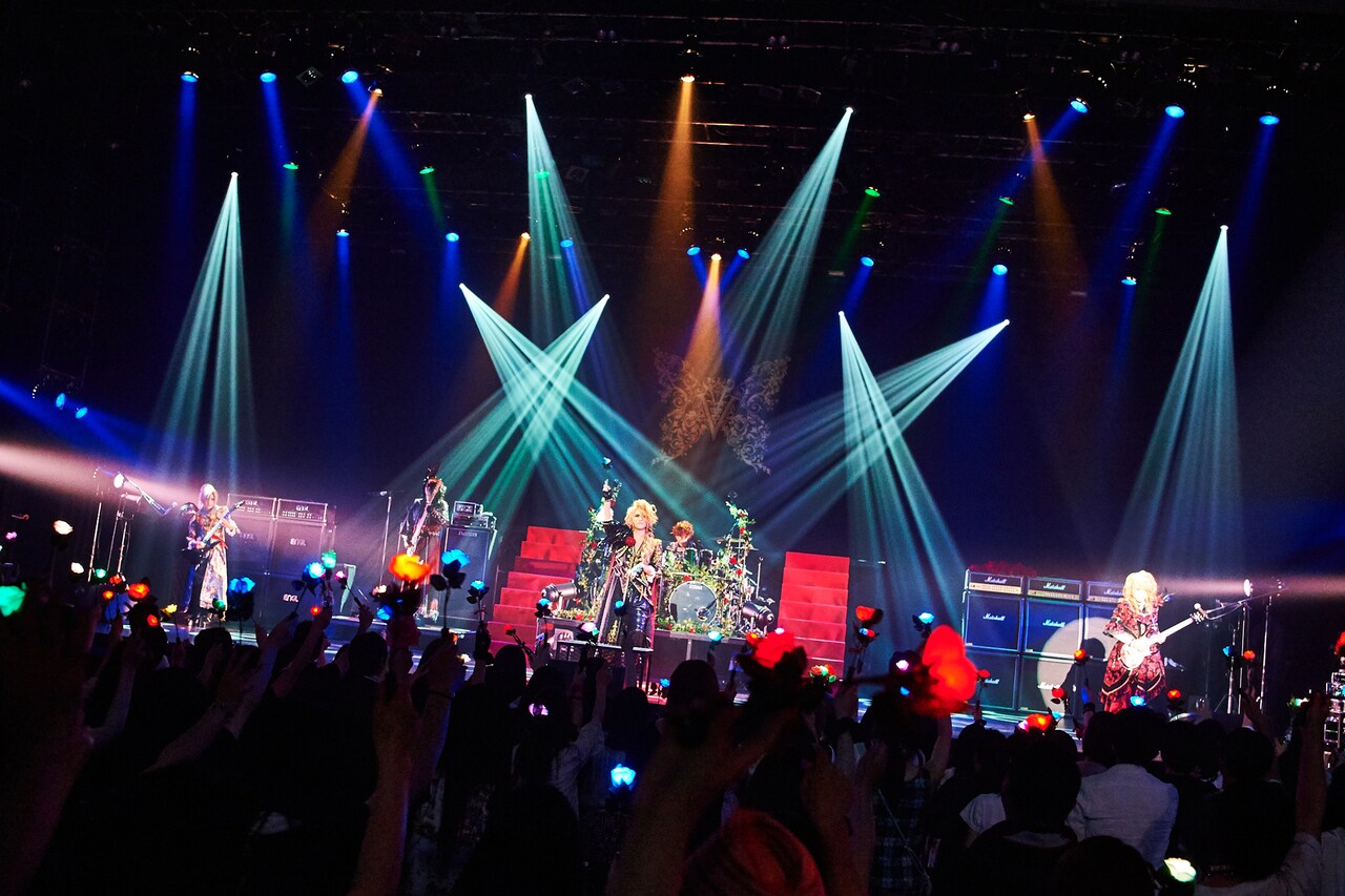 Versailles10周年記念イベントを連日開催、ライブで10年間を振り返る