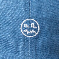 avengers in sci-fiとCA4LAコラボキャップの刺繍。