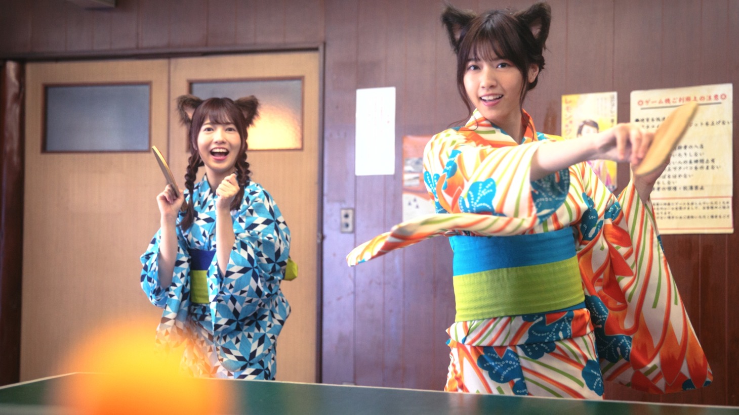 じゃらん新CM「乃木夏46 クチコミ篇」のワンシーン。