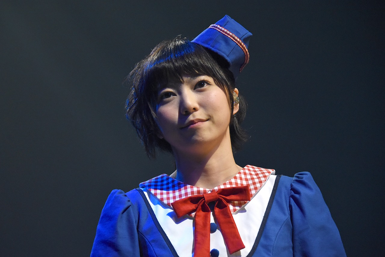 安本彩花