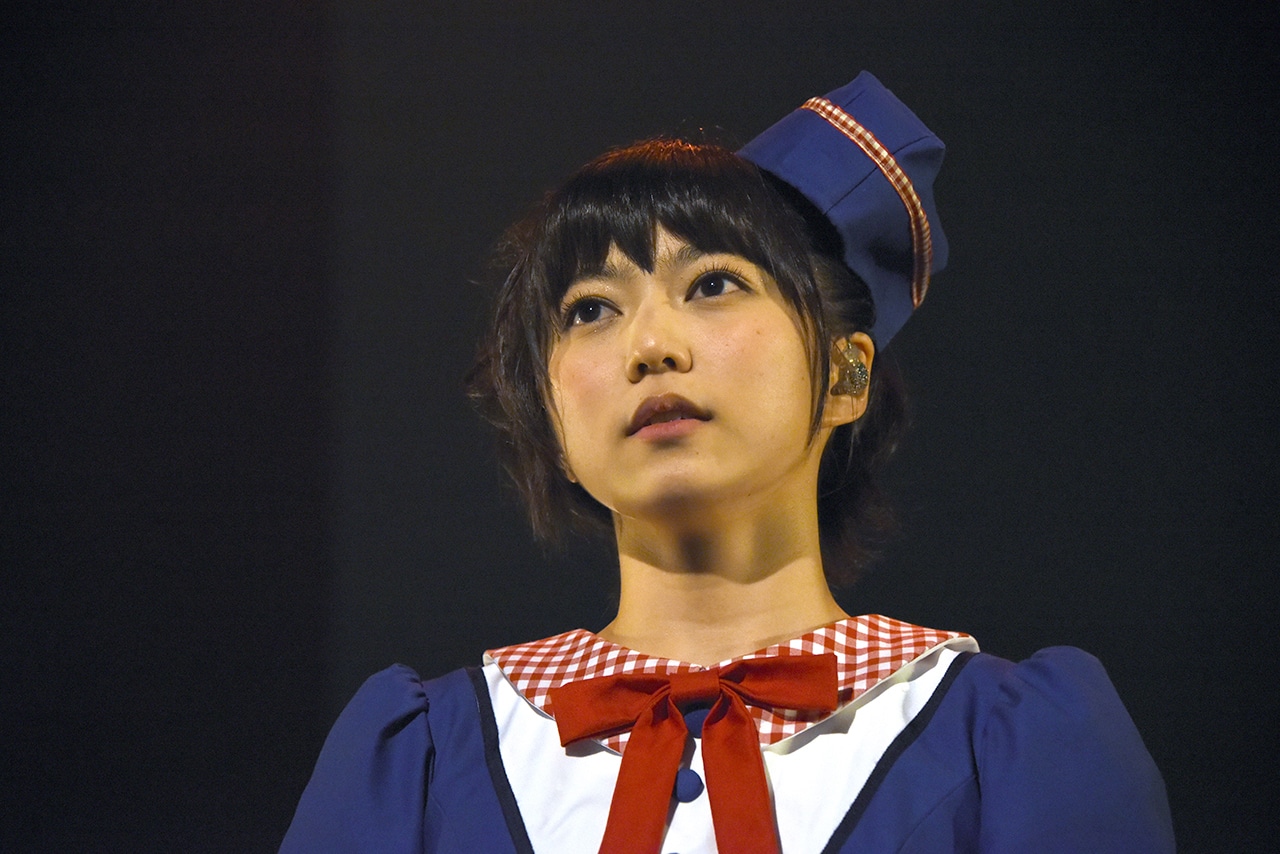 安本彩花
