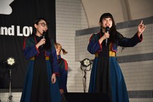 ゲテモノグルメツアー行きが決まったハシヤスメ・アツコとアイナ・ジ・エンド。