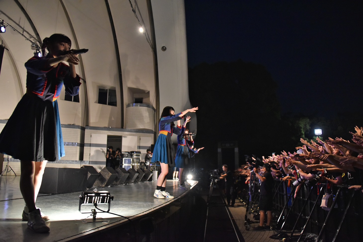 BiSH「YOYOGi GiANT KiLLERS」の様子。