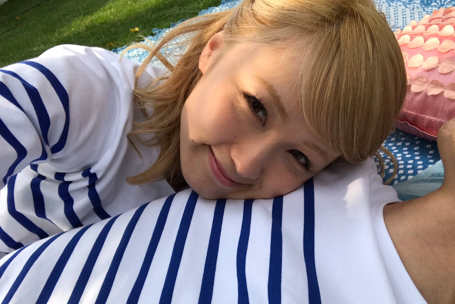 Dream Ami「君のとなり」ミュージックビデオ撮影の様子。