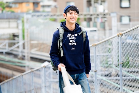 妻夫木聡が演じる主人公、コーロキ。