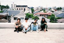 teto。右から2番目が小池貞利。