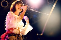 平松愛理（撮影：新倉映見（えみだむ））