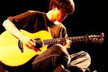 UK（G / MOROHA）（Photo by Daisuke Hirano）