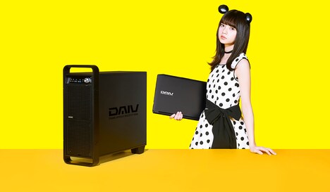 CMのオリジナル衣装を着用した齋藤飛鳥(乃木坂46)。