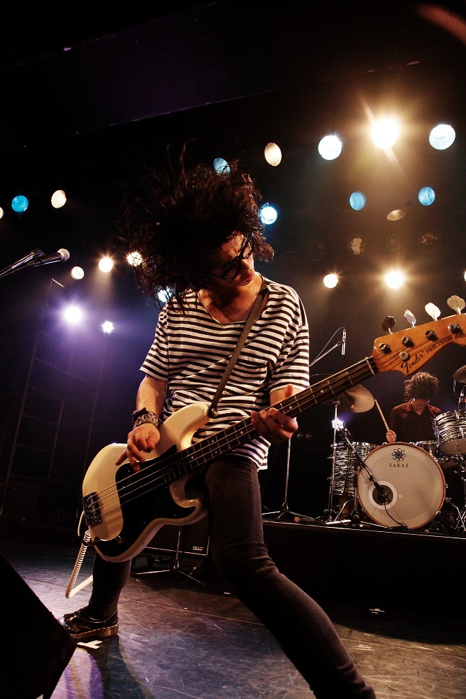 イワオリク（B / SIX LOUNGE）（Photo by Daisuke Hirano）