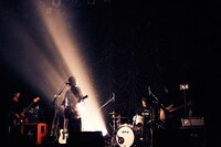 THURSDAY'S YOUTH「I can't be your rock star」東京・東京キネマ倶楽部公演の様子。（Photo by tomoyo）