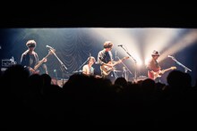 THURSDAY'S YOUTH「I can't be your rock star」東京・東京キネマ倶楽部公演の様子。（Photo by tomoyo）