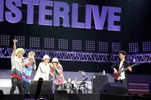 「何度でも」でコラボレーションするDREAMS COME TRUEとWANIMA。（撮影：堀田芳香）