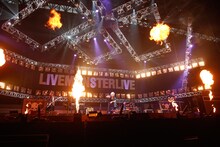 VAMPS（撮影：堀田芳香）