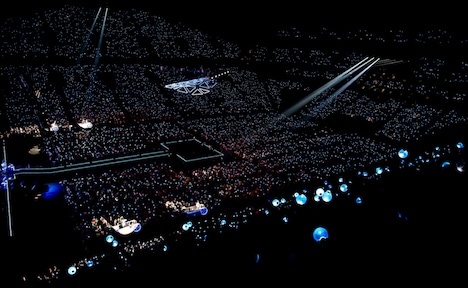 防弾少年団「2017 BTS LIVE TRILOGY EPISODE Ⅲ THE WINGS TOUR ～Japan Edition～」最終公演の様子。(c) Big Hit Entertainment