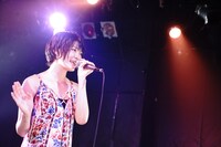 吉木悠佳1stソロライブ「GROWN UP」の様子。（写真提供：エイトワン）
