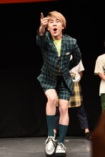 「お前ら、がんばれよ！」といきなり一発ギャグを披露した泉大智。