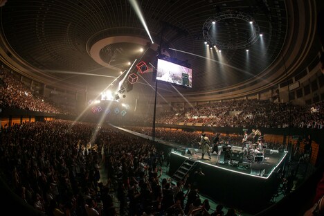 [Alexandros]「Premium V.I.P. Party」愛知・日本ガイシホール公演の様子。（撮影：渡邉一生）