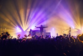 女王蜂全国ツアー「A」超満員のZeppで終幕「これからも共犯でお願いします」