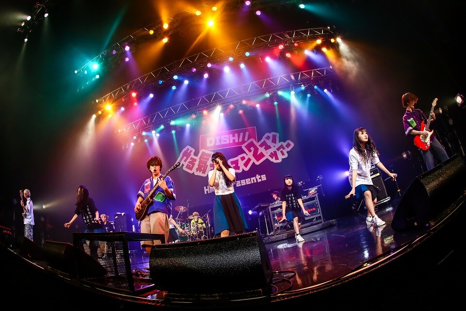 BiSHと奏でた熱狂のオーケストラ、DISH//の対バンツアーお台場で大団円