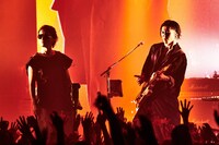 左からKREVA、MIYAVI。（Photo by Yusuke Okada）