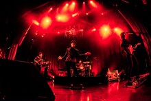 夜の本気ダンス「No rain, new days o'scene」東京・EX THEATER ROPPONGI公演の様子。（撮影：浜野カズシ）