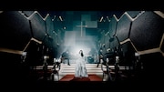 水樹奈々「TESTAMENT」ミュージックビデオのワンシーン。