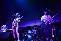 藤田恵名 バースデーワンマンライブ「あとはねるだけ？」の様子。