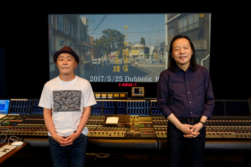 左から廣木隆一監督、山下達郎。