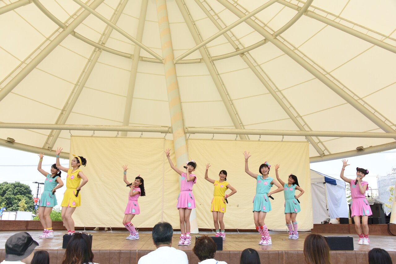 さくら学院メンバー所属Ciao Smiles、夏空に“ちゃおっぷ”響かせる