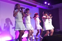 AIS-All Idol Songs-「AIS-Scream 特別公演 ～2017年7月7日7時7分7人7曲～」東京・J-SQUARE SHINAGAWA公演の様子。
