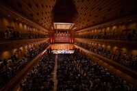 沖仁「デビュー15周年記念公演 15 -QUINCE-」の様子。 （写真提供：TONE）