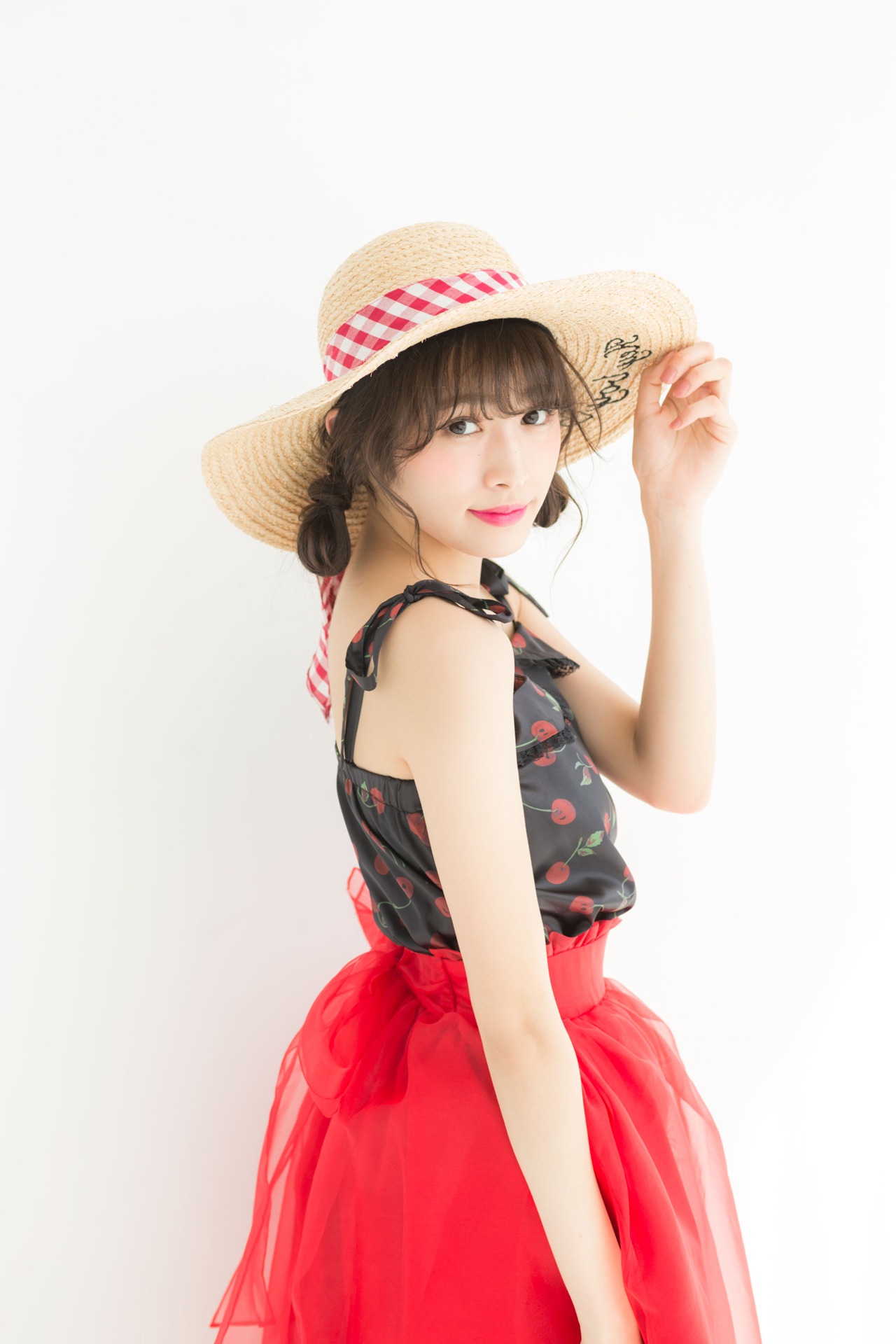 人気画像9位は「欅坂46の渡辺梨加、『LARME』レギュラーモデルになります」より、渡辺梨加（欅坂46）。