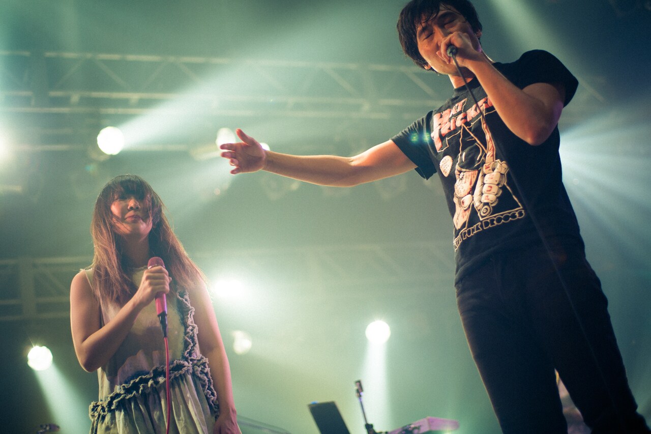 大森靖子と浅見北斗（Have a Nice Day!）。（Photo by morookamanabu）
