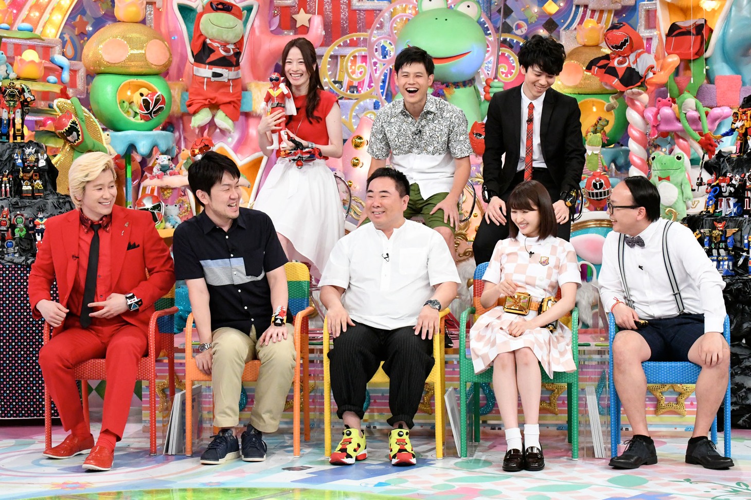 「スーパー戦隊大好き芸人」の出演者。(c)2017 テレビ朝日・東映AG・東映