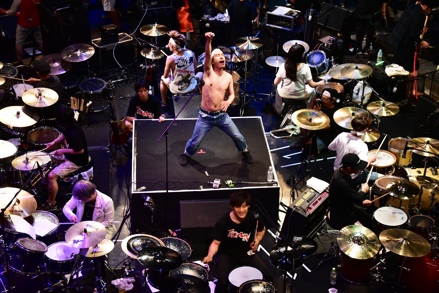 清 竜人TOWN解散ライブの様子。