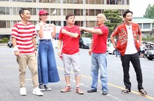 左から遠藤章造（ココリコ）、滝沢カレン、月亭方正、松本人志（ダウンタウン）、伊勢谷友介。(c)日本テレビ