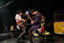 BURNOUT SYNDROMES（Photo by HAJIME KAMIIISAKA）