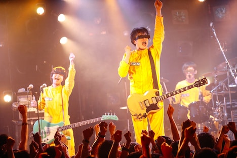 POLYSICS「POLYMPIC 2017」7月8日の東京・渋谷CLUB QUATTRO公演の様子。（撮影：上山陽介）