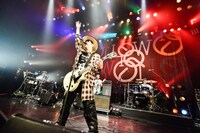 LOW IQ 01 & MASTER LOW（撮影：橋本塁[SOUND SHOOTER]）