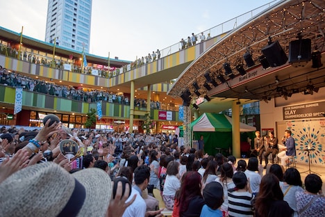 愛知・アスナル金山にて行われた「@FM SUNSHINE SUMMER「GLAY [SUMMERDELICS] SPECIAL」公開収録の様子。